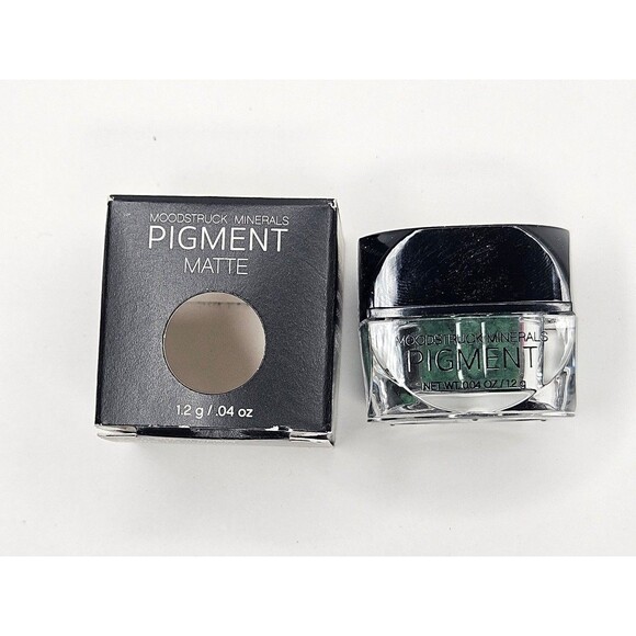 Younique Moodstruck Minerals Pigment Matte Crushed New in Box - Picture 1 of 5